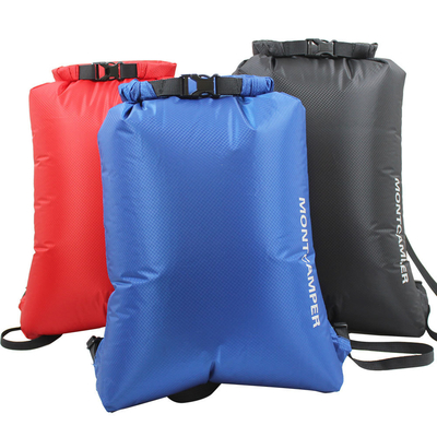 Saco seco leve e impermeável 35L para aventuras ao ar livre
